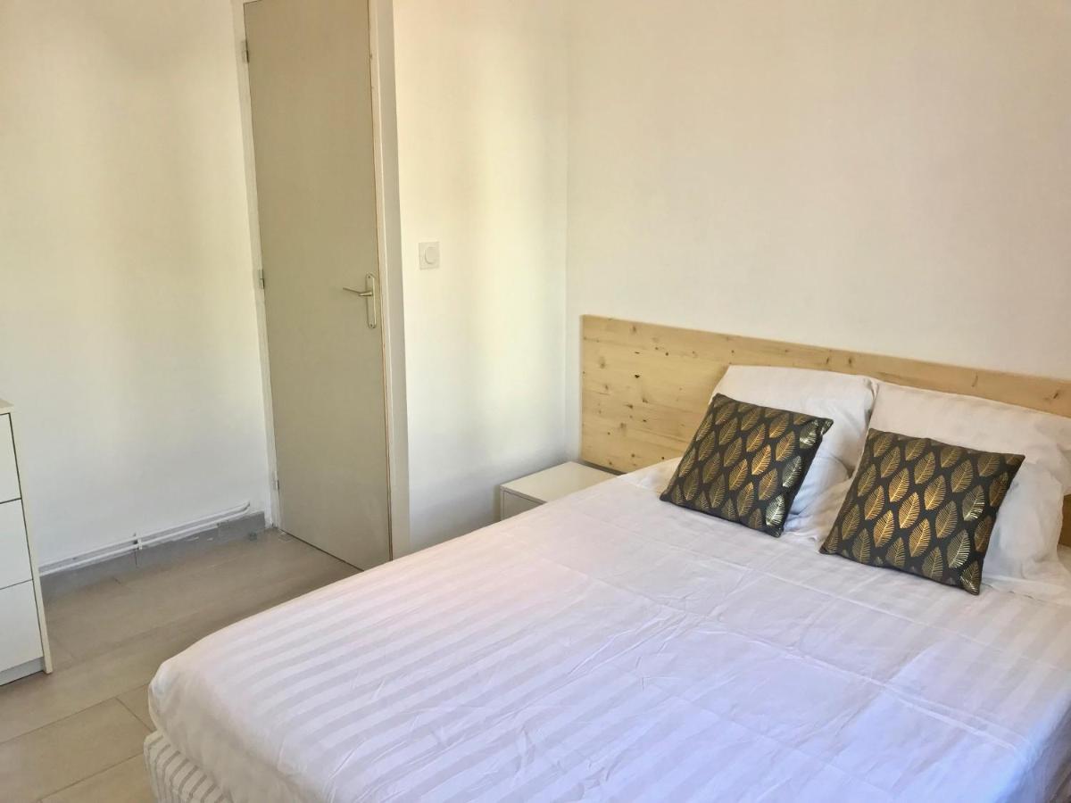 Blue Summer Vibes Appartment For 4P, Ac, Parking, Beachfront, Spa Access -5 لا سيوتا المظهر الخارجي الصورة
