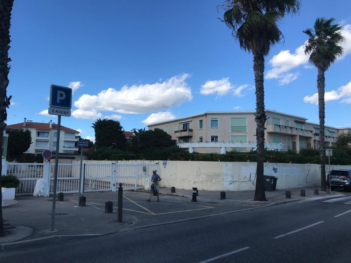 Blue Summer Vibes Appartment For 4P, Ac, Parking, Beachfront, Spa Access -5 لا سيوتا المظهر الخارجي الصورة