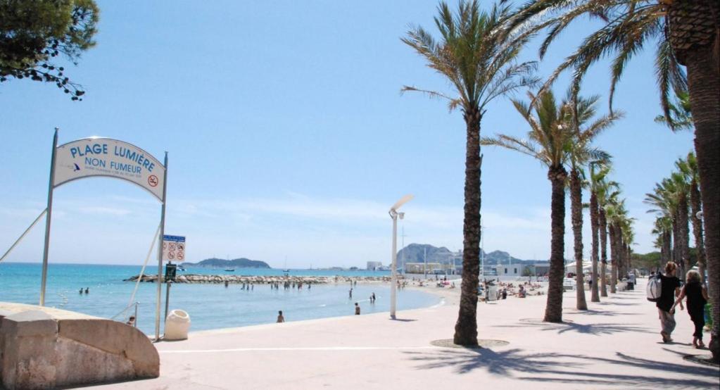 Blue Summer Vibes Appartment For 4P, Ac, Parking, Beachfront, Spa Access -5 لا سيوتا المظهر الخارجي الصورة